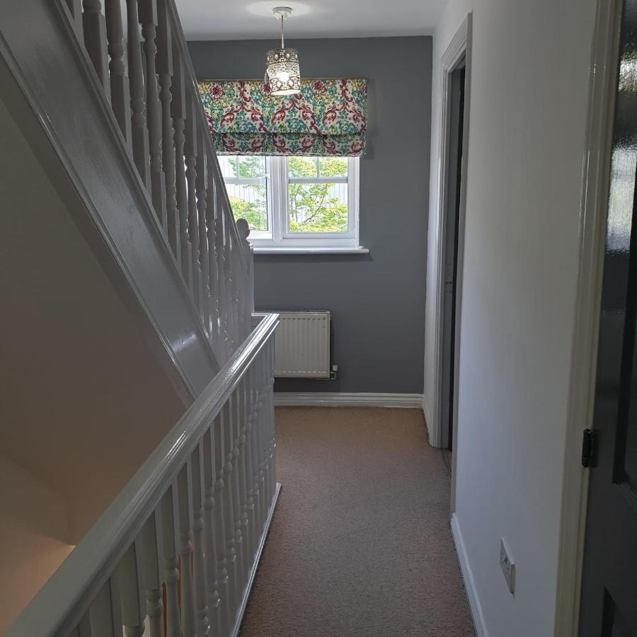 Queens Rooms, A Perfect Stay, Next To Shopping Parks And Central Manchester Exterior foto