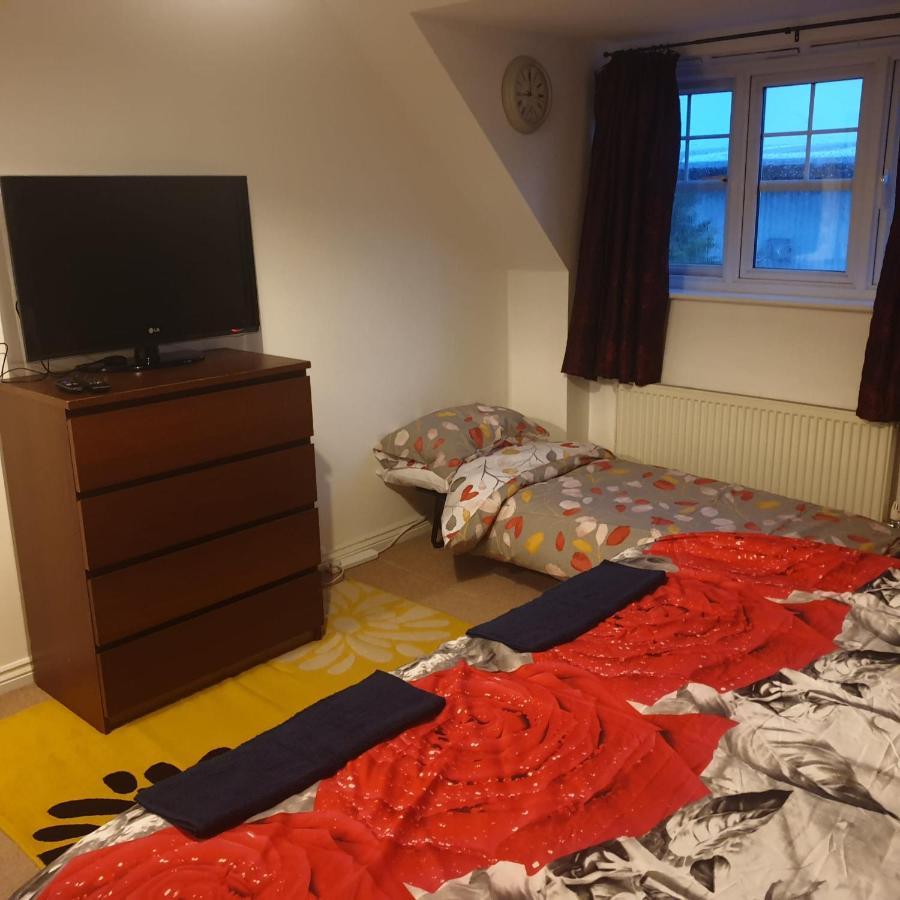 Queens Rooms, A Perfect Stay, Next To Shopping Parks And Central Manchester Exterior foto